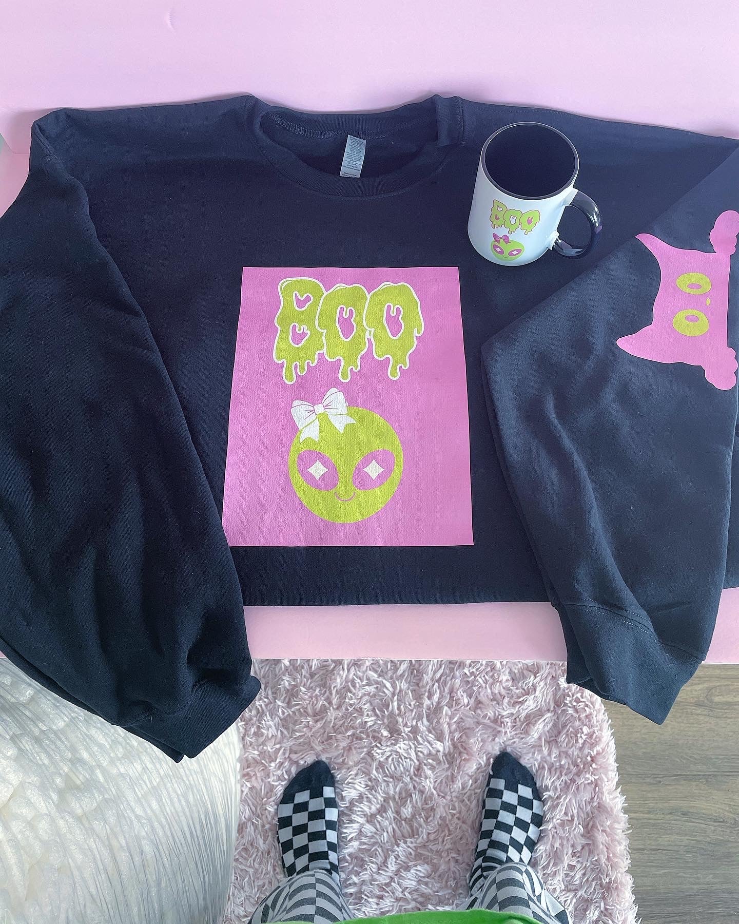 💸IMPARFAIT💸20%OFF🤑 CREWNECK NOIR 👽🎀🐱🦇👚ALIEN BOO. (Copier)