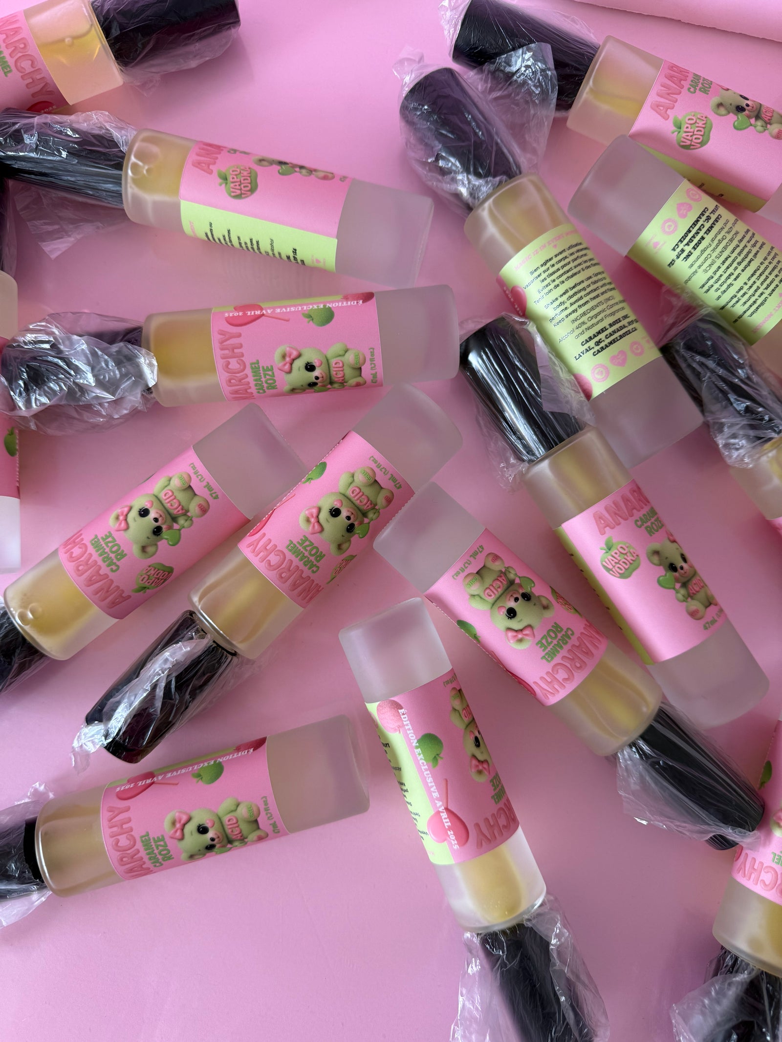 VAPO-VODKA DE COLLECTION 🎖️- 🍏 ACID ZUZU GREEN 🍏 ANARCHY X CARAMEL ROZE.