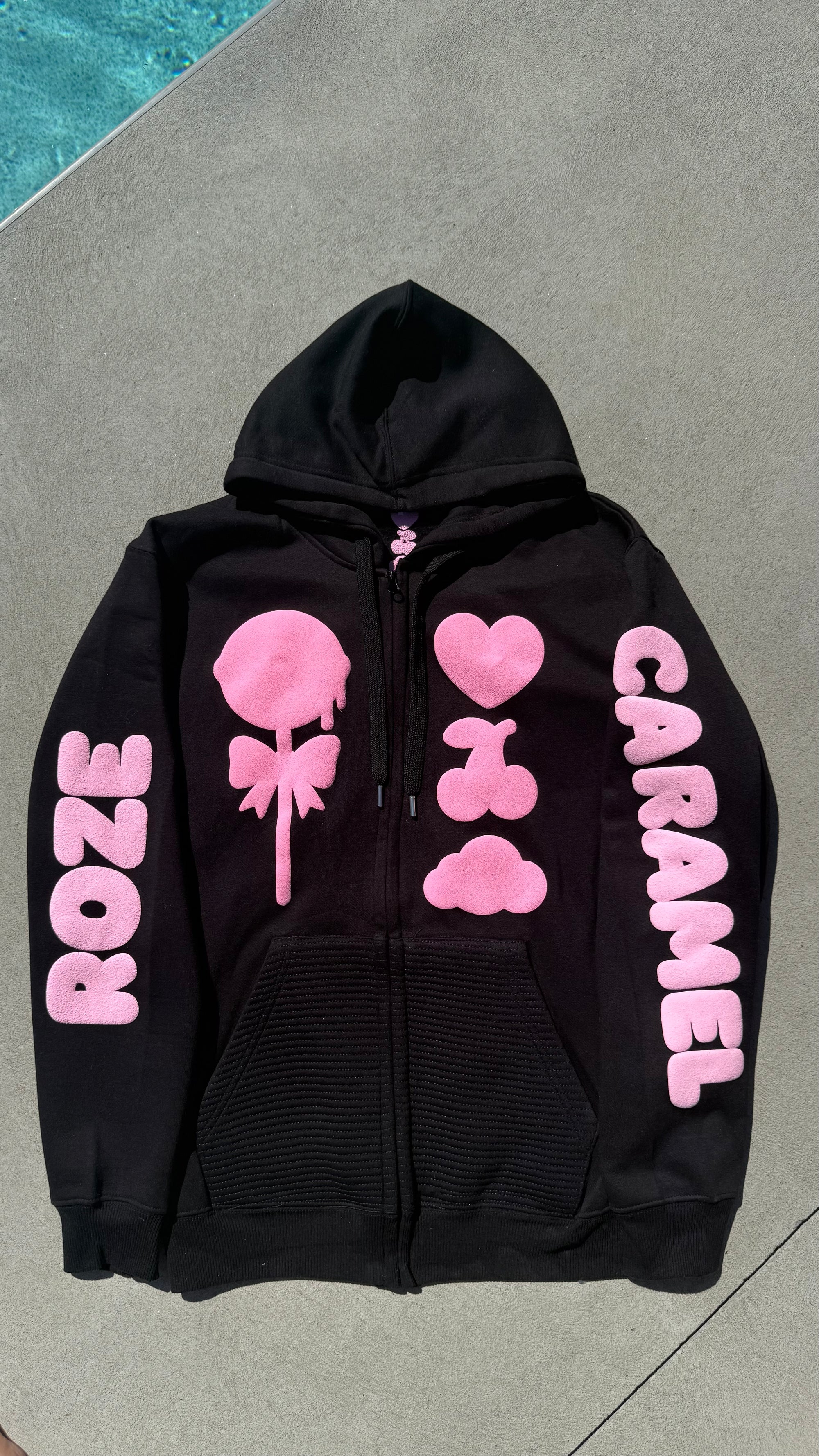 *prévente* Zip-Hoodie Premium LOLLY QUEEN 3D Puff 🖤🎀🍭édition limitée 8e Anniversaire Caramel Roze