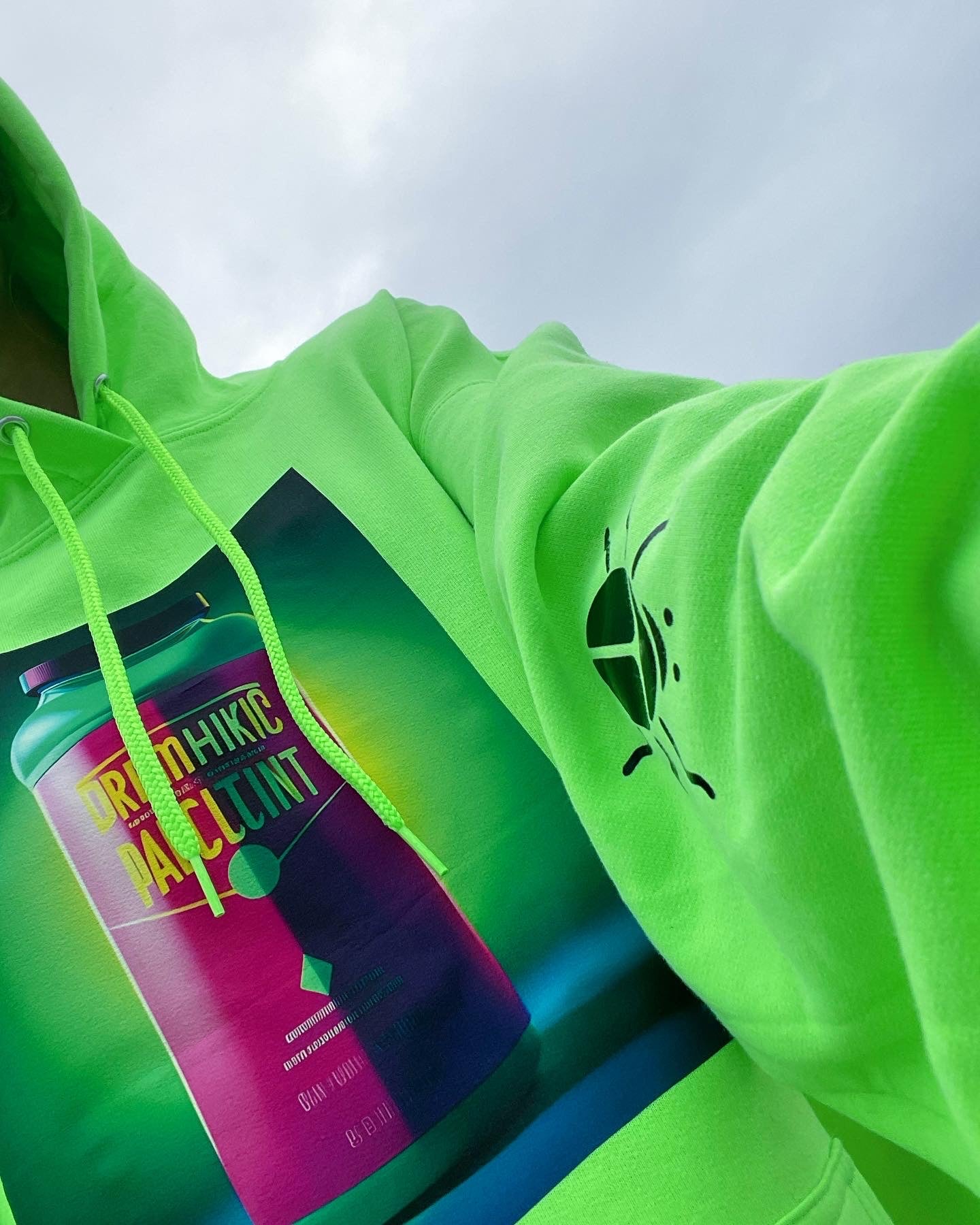 HOODIIE 🖤💚🪲🧪 BIITLEJUICE 🧪🪲💚🖤.